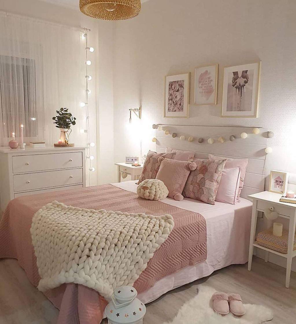 Phòng ngủ đẹp cho bé gái màu hồng